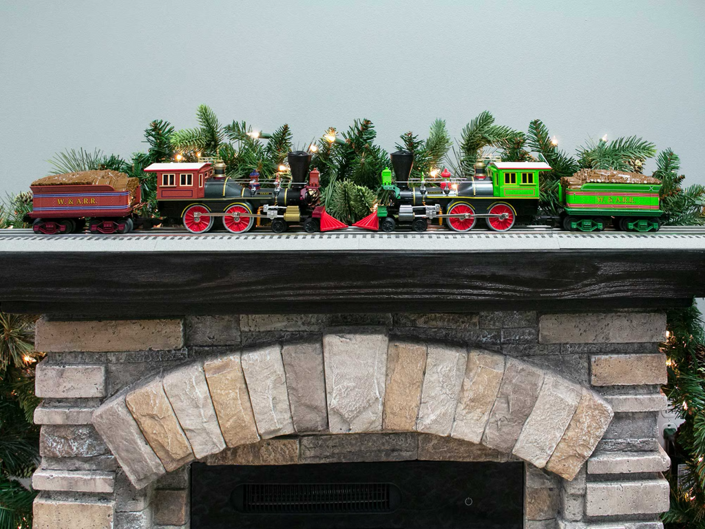 Lionel Great Locomotive Chase Deluxe LionChief Set W/ Bluetooth 5.0 2223070